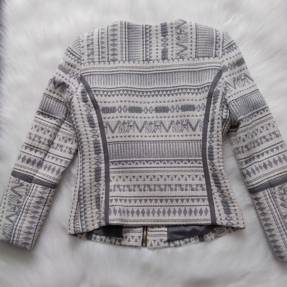 Princess Neckline Tailored Jacket - Picture 13 of 15